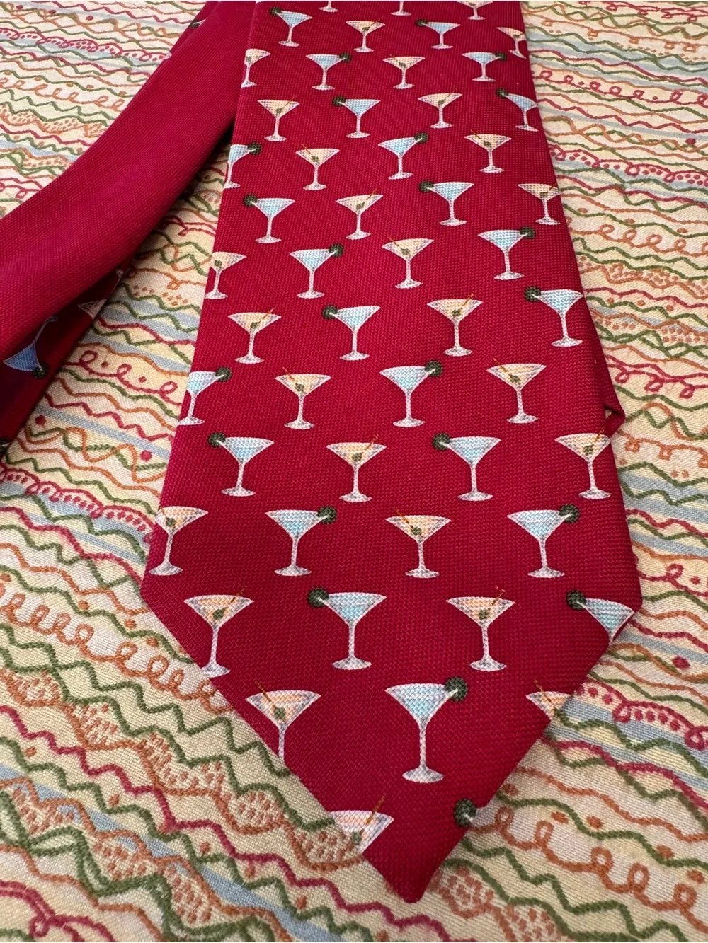 Off Island by Tommy Bahama Red Martini Glass Silk Vintage Tie